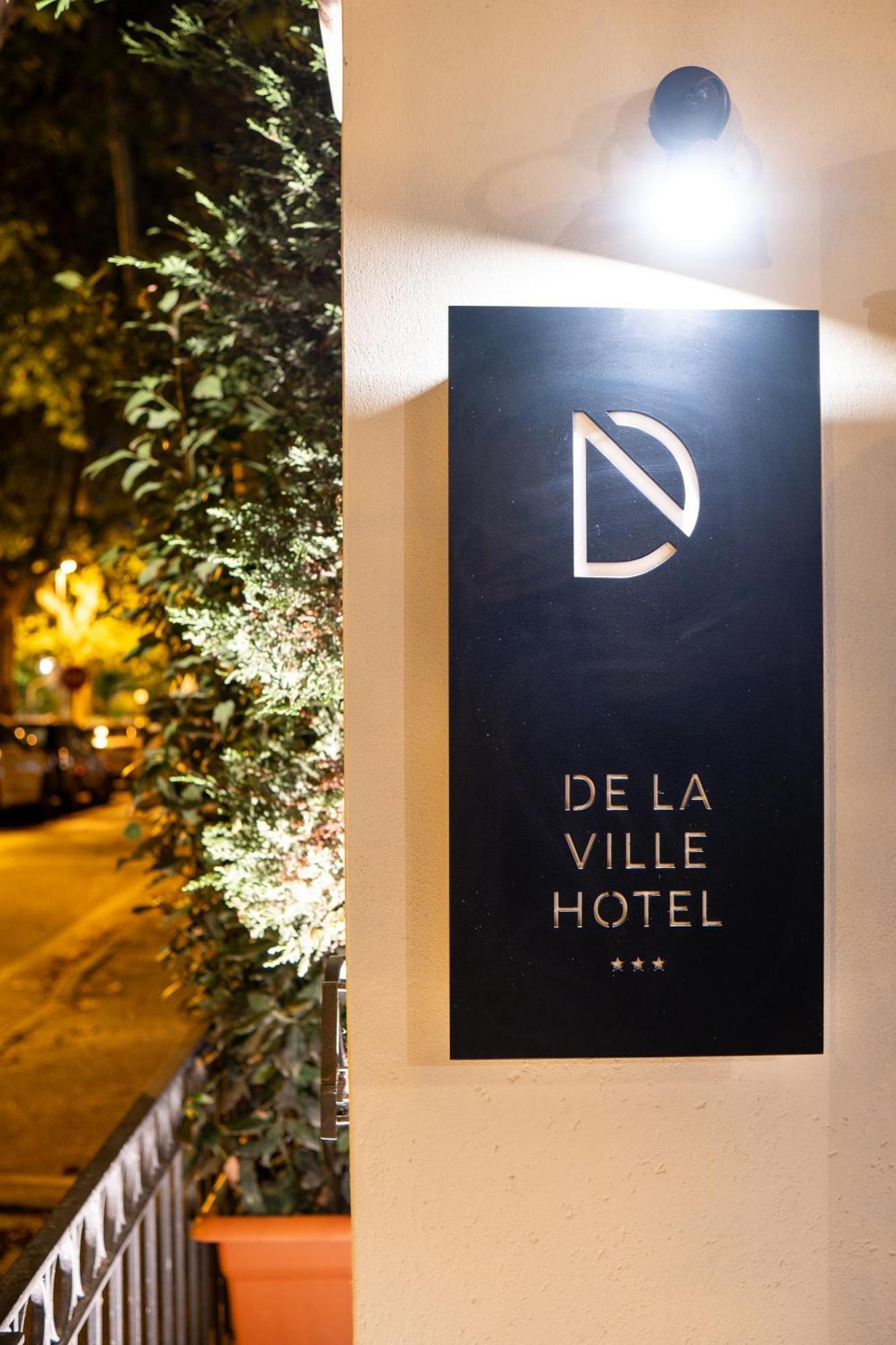 De La Ville Hotel Cattolica Eksteriør billede